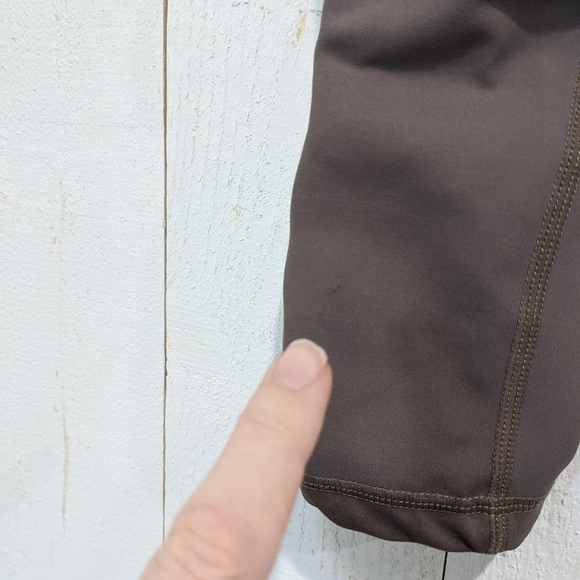 Carbon38 Tanjung Taupe Woven Side Paneled Leggings - Picture 8 of 12